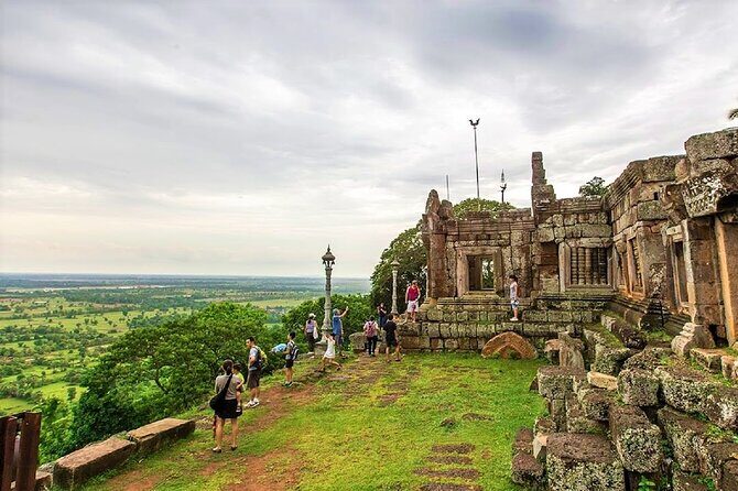 Phnom Chisor & Tonle Bati Private Tours from Phnom Penh - Practical Details: What the Tour Offers