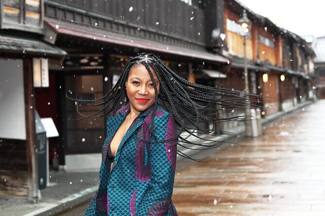 Photoshoot session by professional photographer in Kanazawa - What Makes This Photoshoot Stand Out?