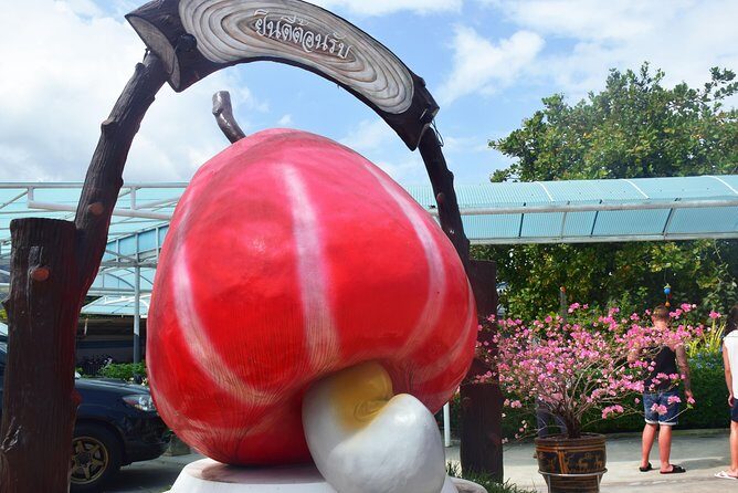 Phuket City Tour: Wat Chalong, Big Buddha and Landmark - Who Would Love This Tour?