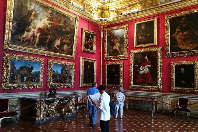 Pitti Palace, Palatina Gallery and the Medici: Arts and Power in Florence. - The Experience and Its Highlights