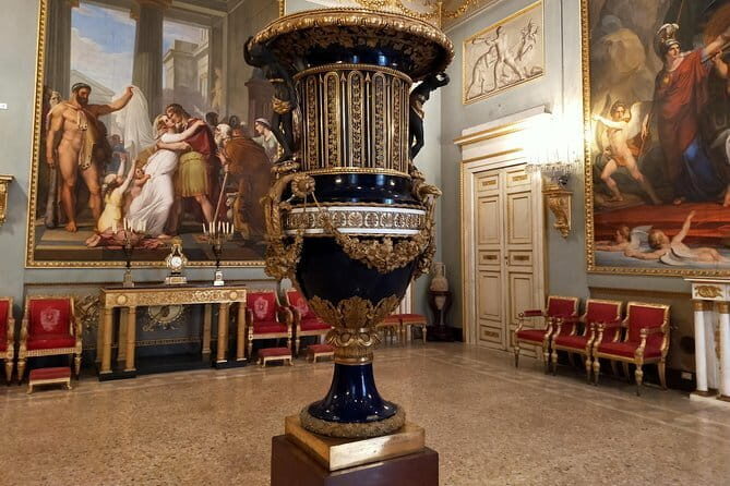 Pitti Palace: The Royal Palace of Florence - A Closer Look at the Experience