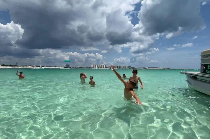 Pontoon Boat Rental with 2 Slides from Fort Walton Beach - Summary and Who Should Book