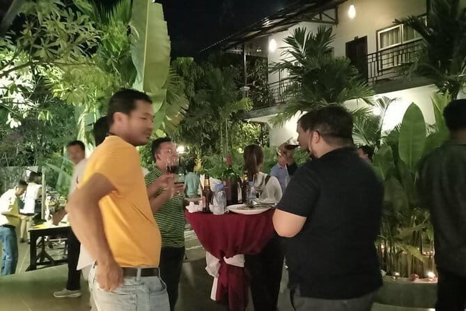 Pool Party for Minimum Pax confirm 15 - Who is This Experience Best Suited For?