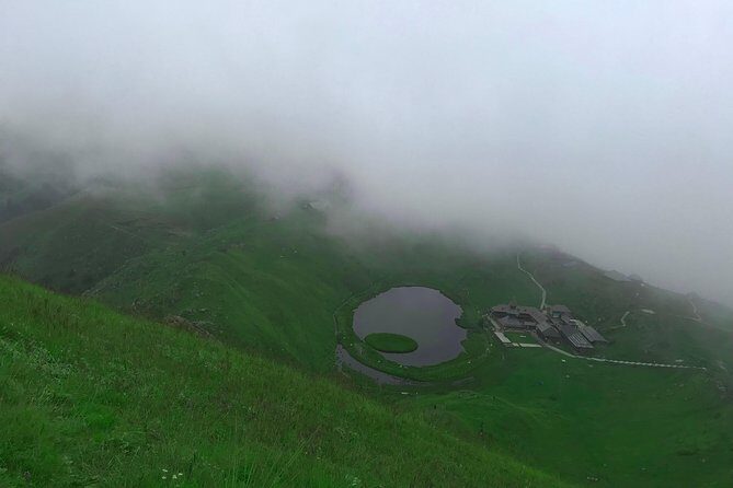 Prashar Lake Trek - Who Is This Trek Perfect For?
