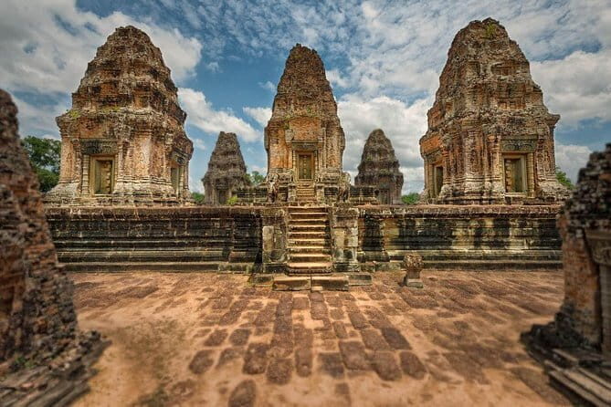 Preah Khan, Neak Pean, Ta Som-East MebonTemple - Grand Circuit - An In-Depth Look at the Tour