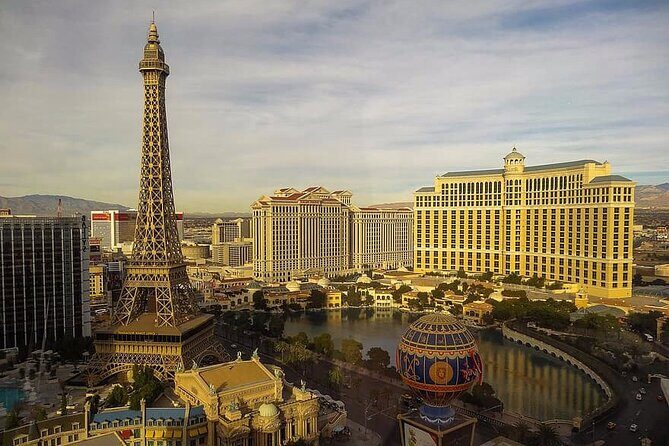 Private 3-Hour Walking Tour of the Las Vegas Strip with Licensed Tour Guide - Authentic Insights From Past Participants