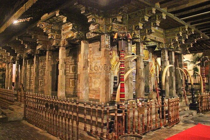 Private All Inclusive Day Tour to Kandy from Colombo and Negombo - FAQ