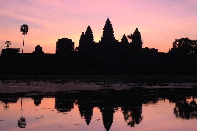 Private Angkor Wat Private Sunrise VIP private Tour - Breakfast and Relaxation: A Well-Deserved Break