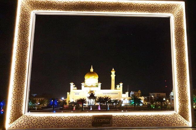 Private Bandar by Night Tour - Insights from Reviews