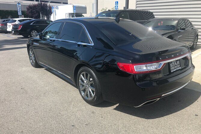 Private Black Car Service in Los Angeles CA - Introduction: A Luxurious Way to Start Your LA Adventure