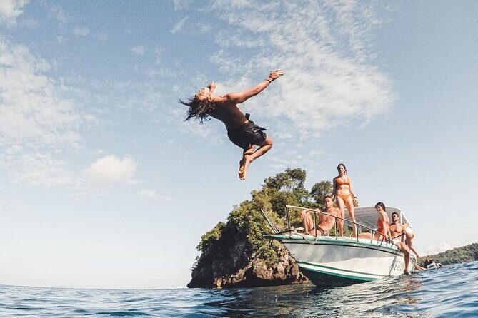 Private Boats & Yachts Charter in Bali and Nusa Penida - Exploring Nusa Penida from the Sea