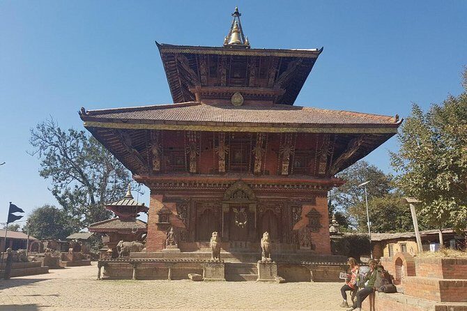 Private Day Tour in Kathmandu Valley Rim with Bhaktapur Sightseeing - Why This Tour Offers Great Value