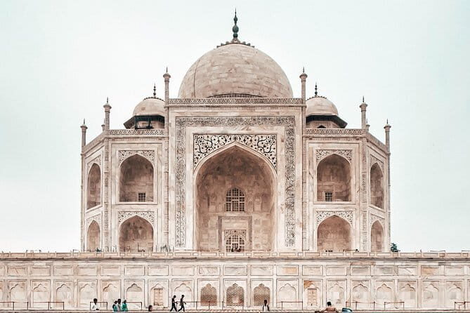 Private Day Tour of Taj Mahal and Agra Fort From Delhi By Car - All Inclusive - Who Should Consider This Tour?