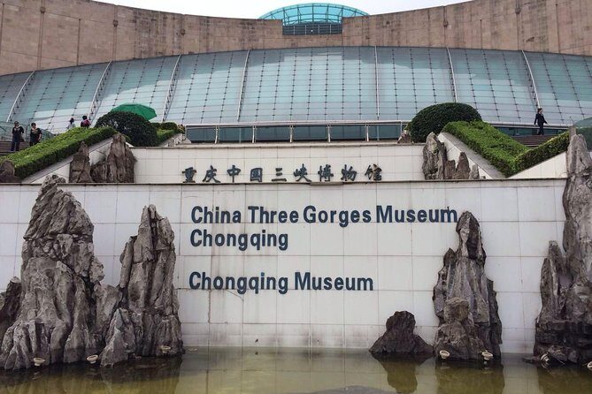Private Day Tour to Ciqikou, Liziba, Jiefangbei etc. in Chongqing - Chongqing Peoples Square and the Great Hall