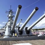 Private Deluxe Arizona Memorial and USS Missouri Battleship Tour - Honolulu City Tour: A Slice of Urban Life