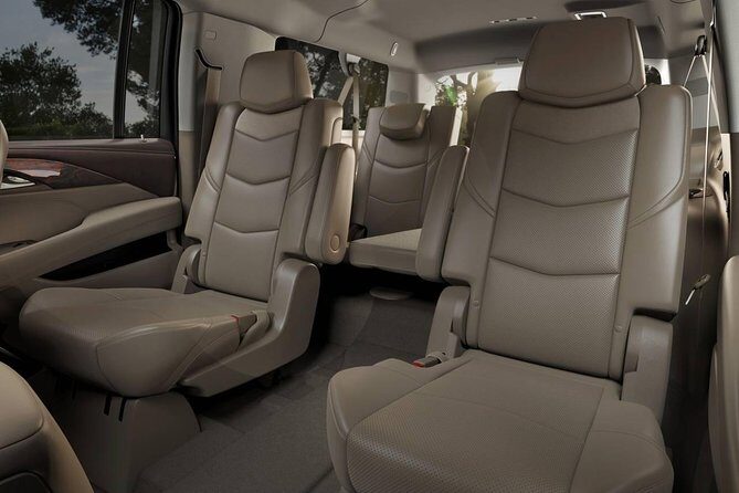 Private Departure by SUV from Denver City to Denver Airport DEN - What Makes This Transfer Stand Out