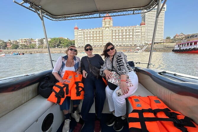 Private Elephanta Caves and Island Tour with Guide - Who Should Consider This Tour?