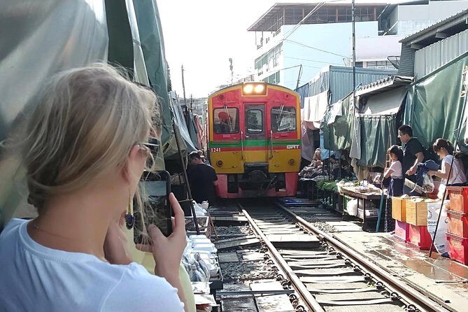 Private Excursion to Maeklong Railway & Amphawa Floating Markets - Details That Make the Tour Stand Out