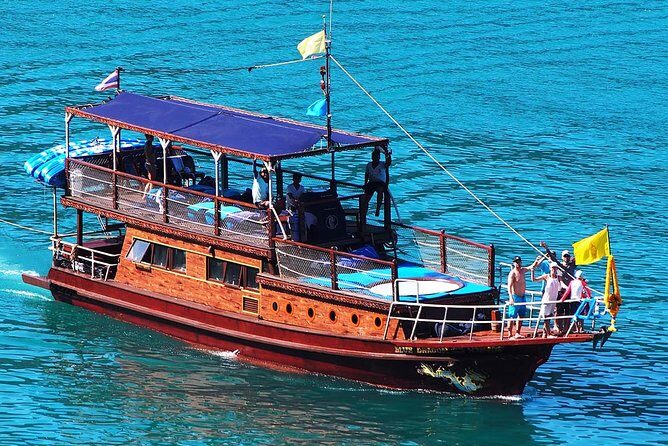 Private Full-Day Blue Dragon Yacht to Angthong National Marine Park - Who Would Love This Tour?