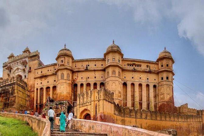 Private Full-Day Tour of Jaipur with Guide - Authentic Experiences from Past Travelers