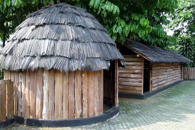 Private Full-Day Jakarta Wonderfull Tour with Lunch & Souvenir - What to Expect from the Experience