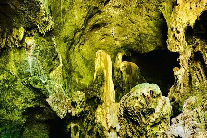 Private Guided Rainbow Cave Unseen Canyon and Lanna temple - Transportation, Timing, and Comfort