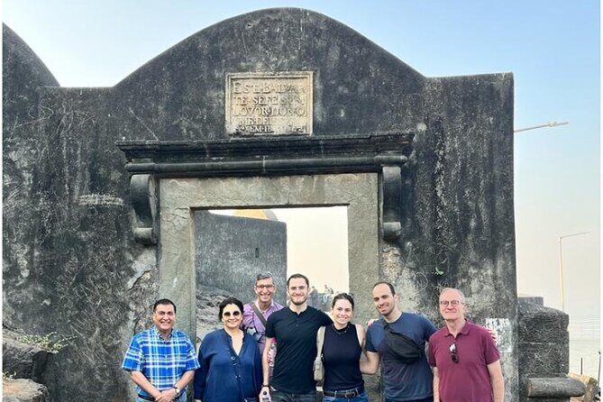 Private Guided Walking Tour in Bandra Queen of Suburbs - What Makes This Tour Stand Out?
