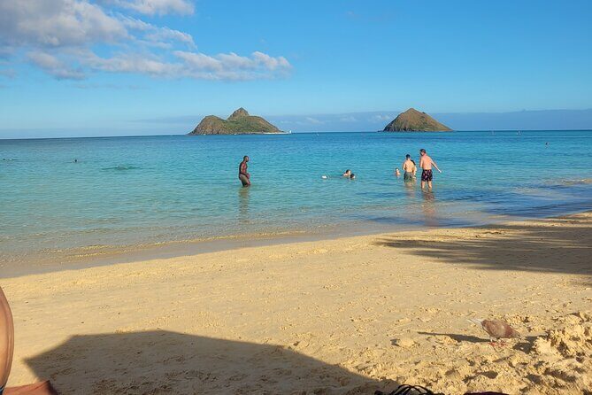 Private Hiking and Beaches Tour in Kailua Town - Exploring Kailua Town & Refueling