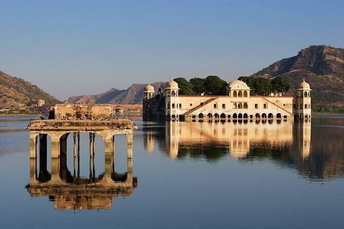 Private Jaipur City Tour From Delhi By Cab With Professional Driver - Who Should Book This Tour?
