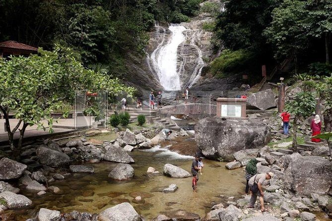 Private Kanching Waterfalls with Batu Caves & Ramayana Caves Tour - FAQ