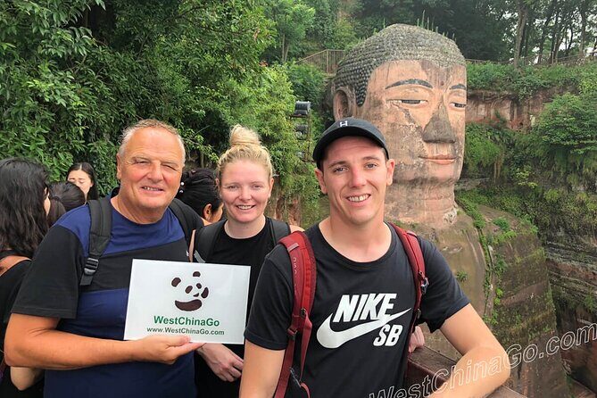 Private Leshan Giant Buddha and Local Food Tasting Trip - Insights from the Reviews
