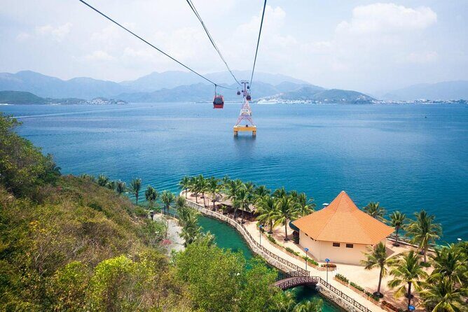 Private Luxury Sunset Cruise on Yacht in Nha Trang - Authentic Experiences and Hidden Gems