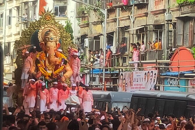 Private Mumbai 2-Day Tour Package:City + Slum & Elephanta Island. - Who Will Love This Tour?