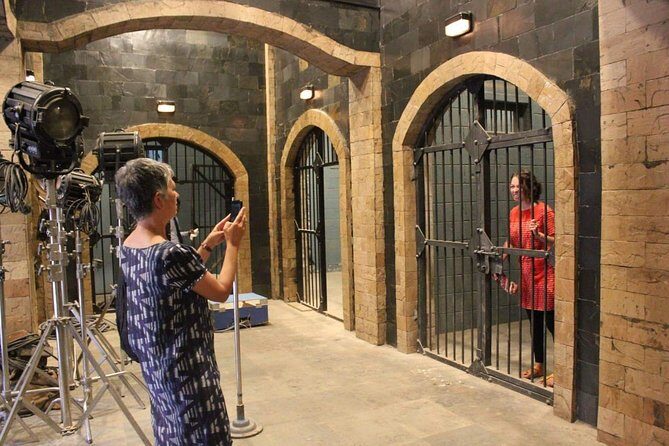Private Mumbai City Tour and Bollywood Tours With Meal - In-Depth Breakdown of the Tour