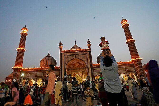 Private Old Delhi Tour of Chandni Chowk, Tuk Tuk & Food - FAQ