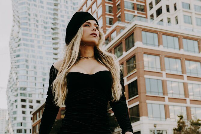 Private Professional HolidayPhotoshoot in Nashville - The Experience in Action