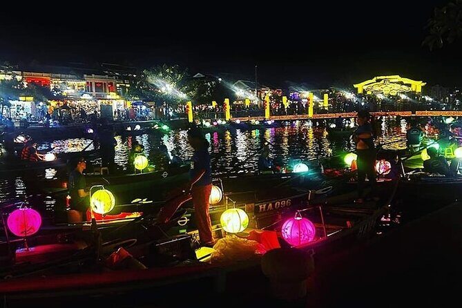 Private roundtrip to Hoi An City - Night Market from Da Nang City - Authentic Traveler Insights from Reviews
