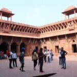 Private: Same Day Taj Mahal Tour By Train & Return By AC Car - What Travelers Are Saying