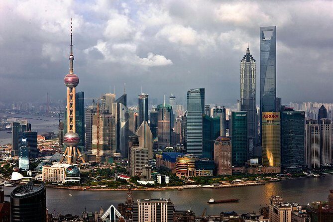 Private Shanghai City Highlight and Hidden Gems with Culinary Experience - Exploring Old Town & Yu Garden