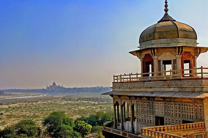 Private Sunrise half-day tour at Taj Mahal with visiting to Agra Fort - The Sum Up