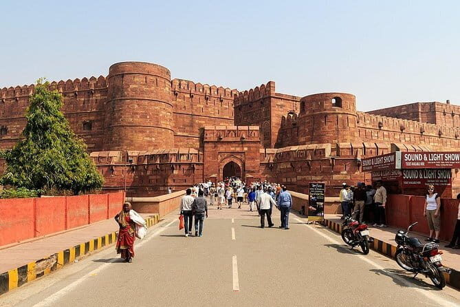 Private Taj Mahal & Agra Fort Guided Tour from Delhi - The Authentic Touch: What Real Travelers Say