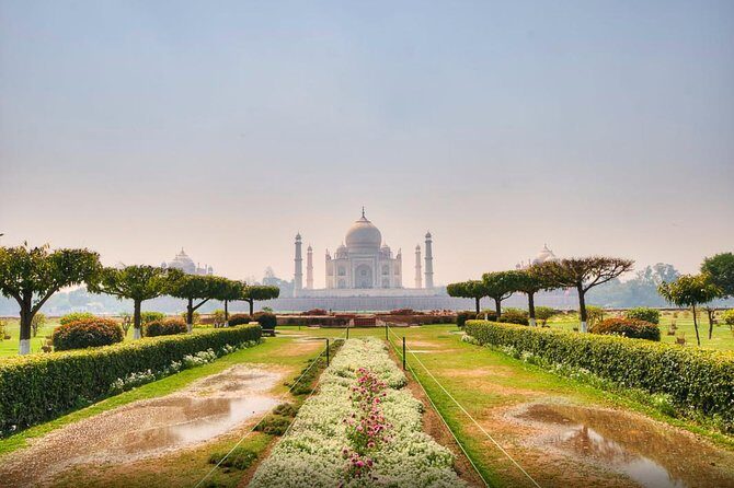 Private Taj Mahal Agra Full-Day Tour From Delhi (All Inclusive) - What Makes This Tour Stand Out?