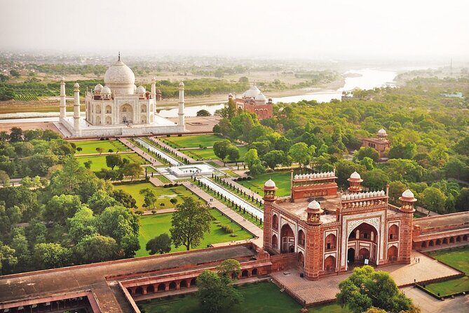 Private Taj Mahal Sunrise and Old Delhi Tour from New Delhi - What Makes This Tour Stand Out?