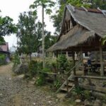 Private Tour Explore Local Market & Kuang Si Waterfall - Practical Considerations