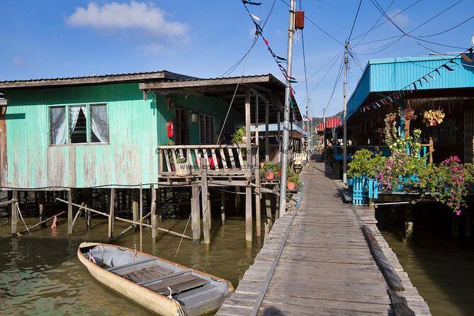 Private Tour: Half Day Sandakan City Tour Including Local Lunch - Why Choose a Private Guided Tour?