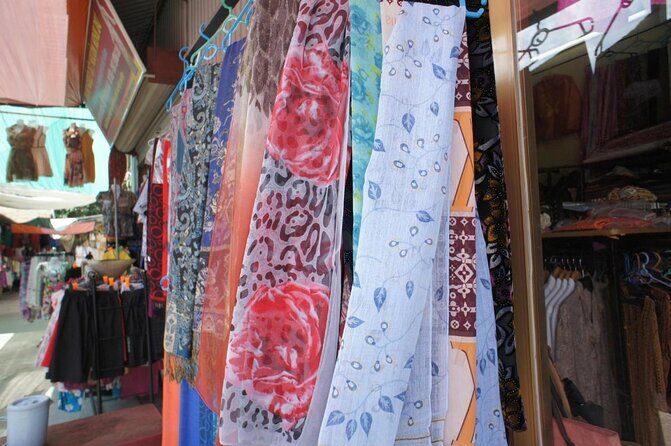 Private tour: Hanoi city tour-Van Phuc silk village with egg coffee, lunch - Key Points