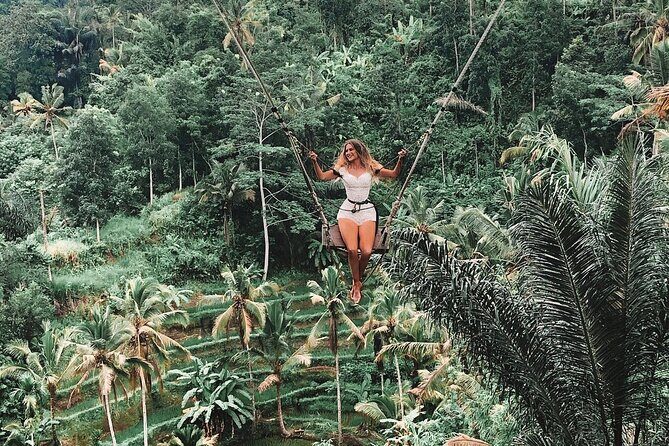 Private Tour to Sumampan Waterfall, Monkey forest, Rice terraces and Swing - Puseh Batuan Temple: A Reflection of Balinese Spirituality