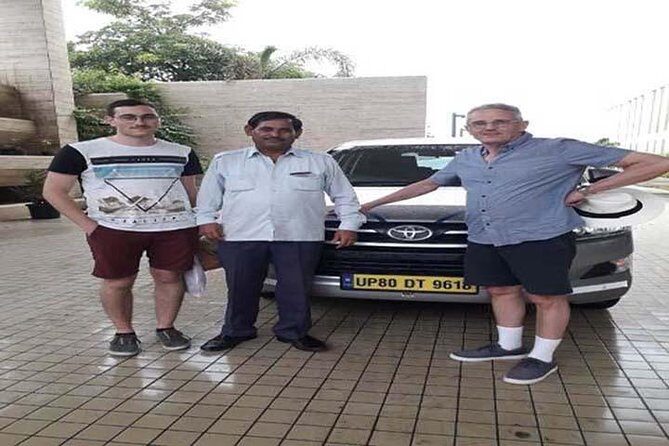 Private transfer from Agra to Jaipur by Car - FAQs