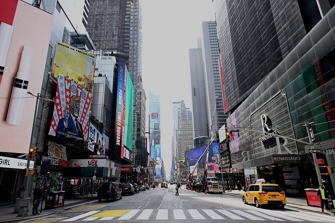 Private Transfer from LaGuardia Airport (LGA) to Manhattan - Who Would Benefit Most?