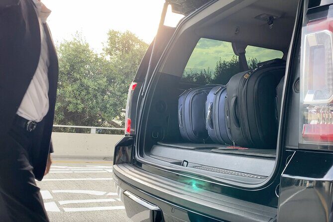 Private transfer from SFO to or from Healdsburg - What the Vehicles Offer